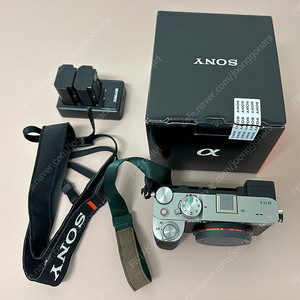 소니 a7c2 실버 판매합니다.