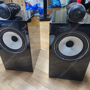 [판매] Bowers & Wilkins 705 S2 북쉘프 스피커 (상태 최상)