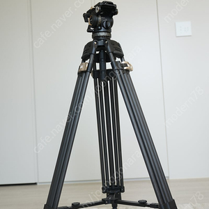 스몰리그 AD-Pro8 FreeBlazer 카운터 밸런스 카본 삼각대키트 4465 판매합니다