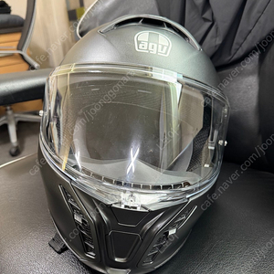 Agv 헬멧 xl 팝니다 정가 75만원