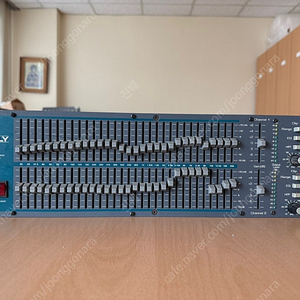 ASHLY GQX 3102 그래픽 EQ