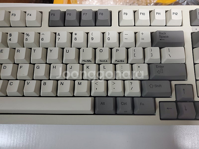 레오폴드 FC980C 30g 무접점 키보드 팝니다.--1