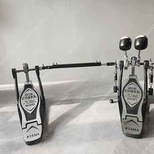 타마(Tama) 아이언 코브라 600 트윈페달 팝니다. (케이스 포함)