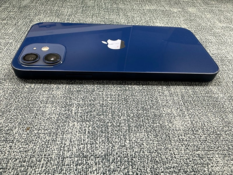 (S등급) 아이폰12 128G 블루 배터리100% 30만원 판매해요 이미지