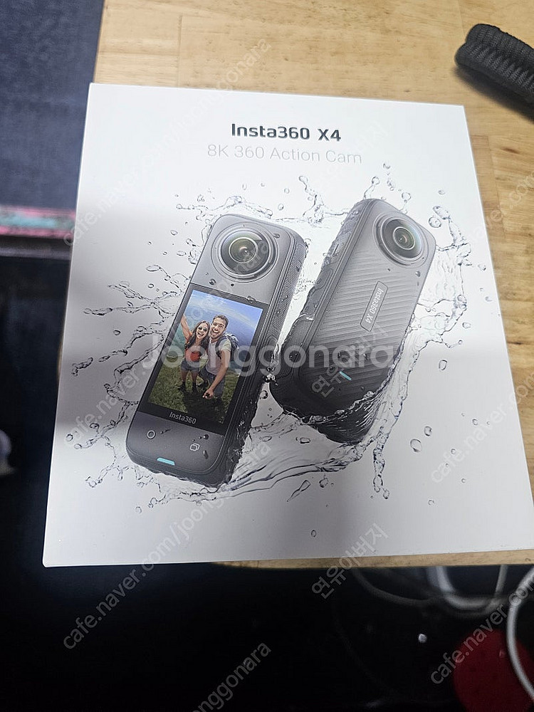 인스타360 X4 액션캠 팔아요 몇번안씀--1