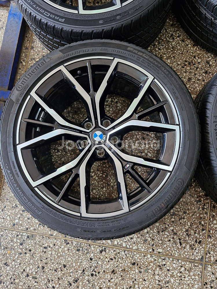 bmw 530 순정 19인치 휠타이어 4개셋트판매--3