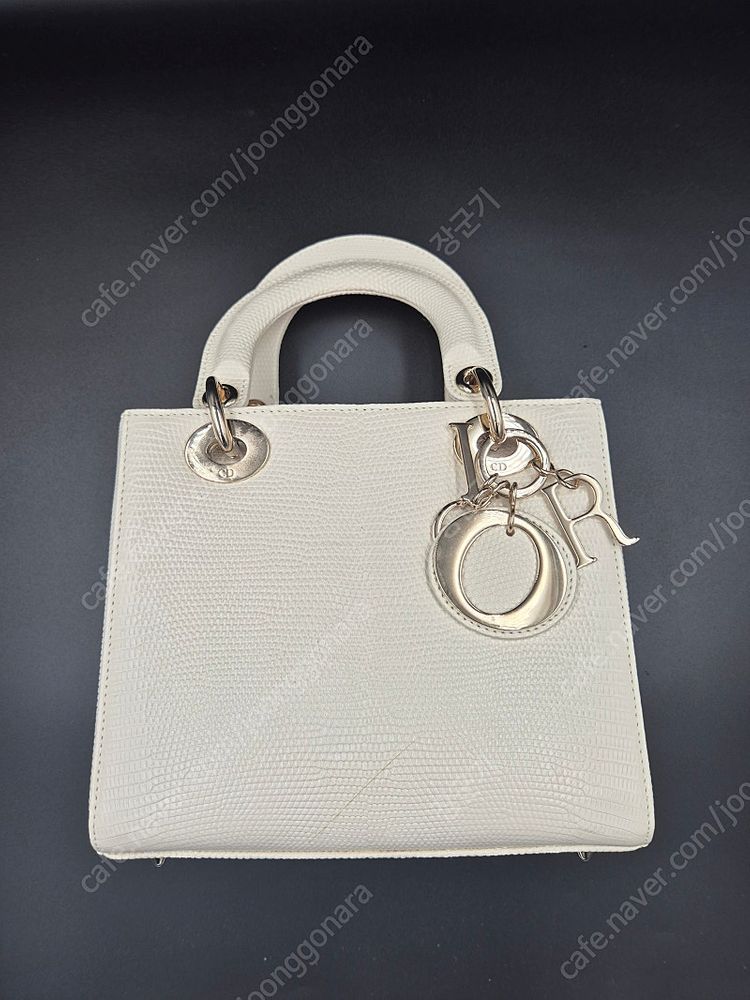 급처 디올 이그조틱 리자드 레이디 백 미니 아이보리 팝니다--1