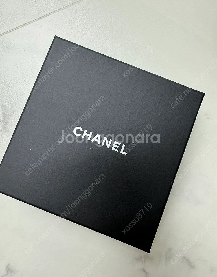 샤넬 가죽 헤어슈슈 곱창 머리끈--6