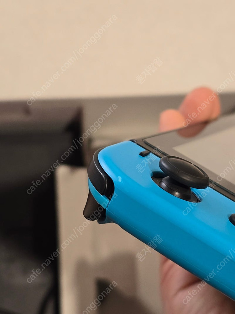 닌텐도 스위치 배터리 개선판--3