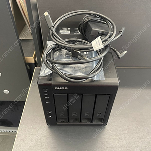 큐냅 QNAP TR-004 외장스토리지 판매합니다.