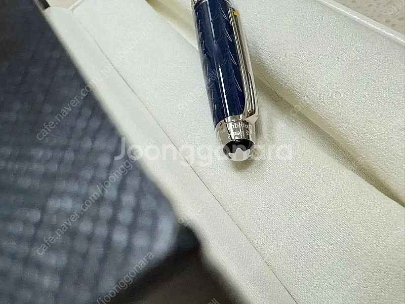 몽블랑 마이스터스튁 르쁘띠 프린스 클래식 볼펜--3