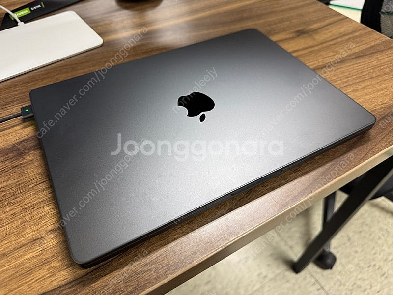 맥북 프로 M3 Pro 14inch 11/14코어 1T...--6