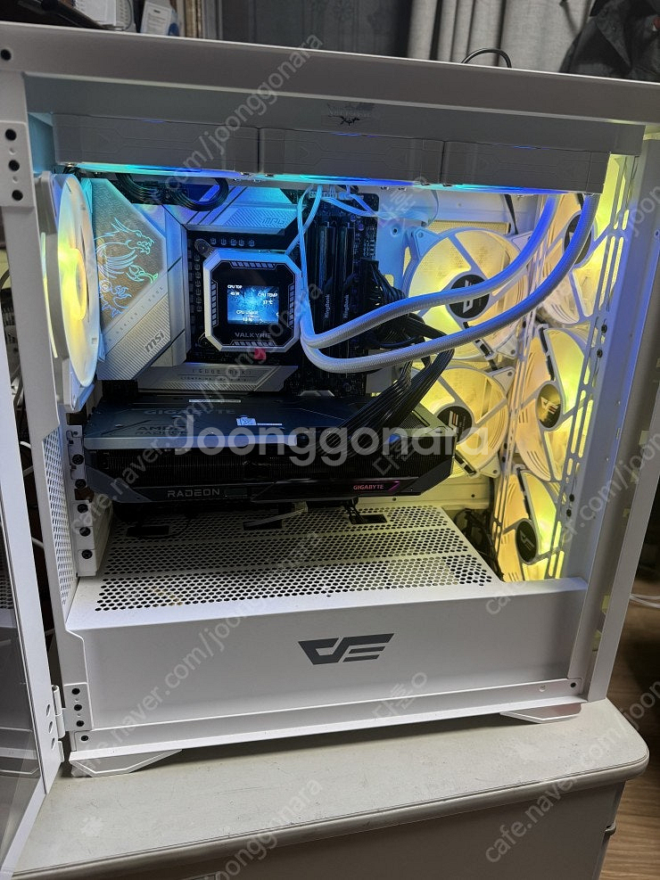 7950x3d 반본체 삽니다 구매원합니다--0