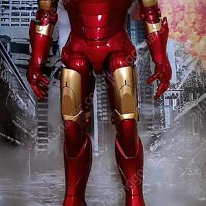 핫토이 아이언맨 마크3 1.0 팜니다.