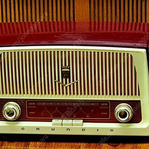 GRUNDIG Type 86 진공관 라디오