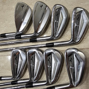 미즈노 JPX921 포지드 8아이언팝니다.950r