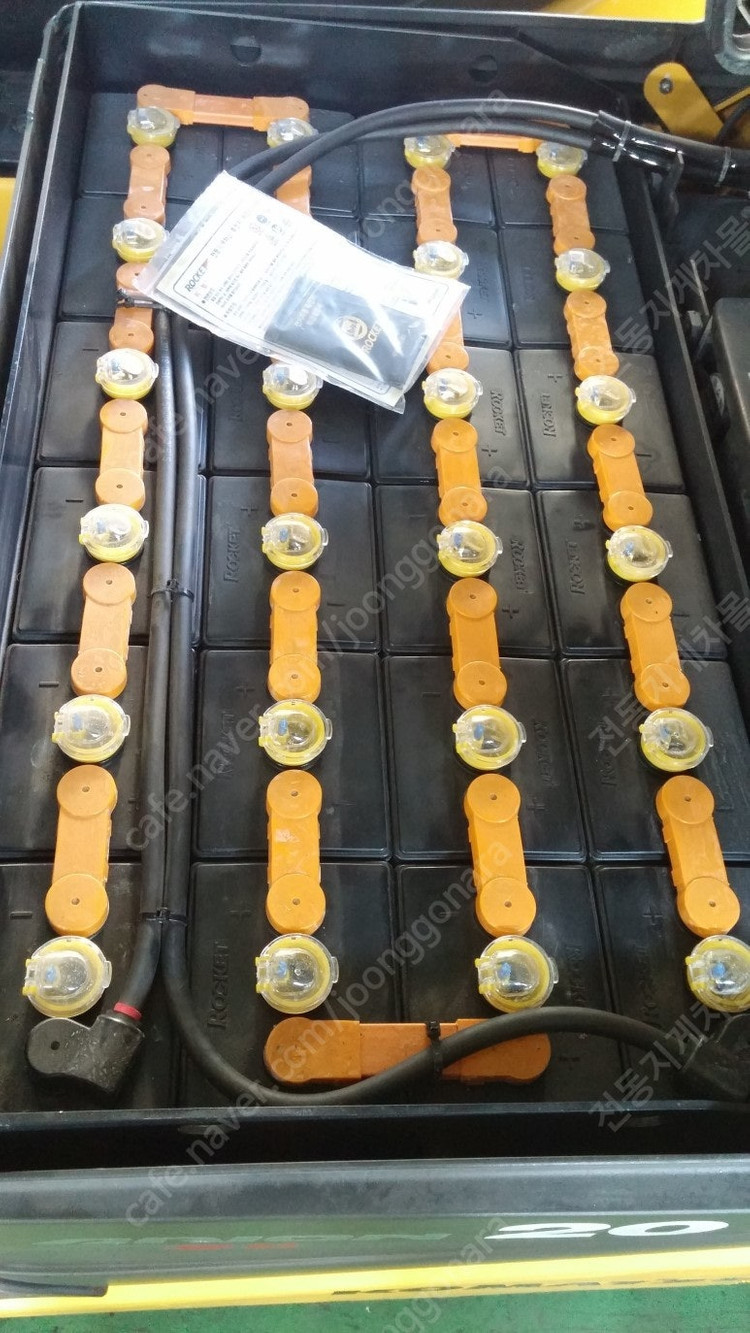 스미토모 전기식 전동지게차 1.5톤 자동발양개식장착 타이어신품장착 2018년식[신차수준] 이미지