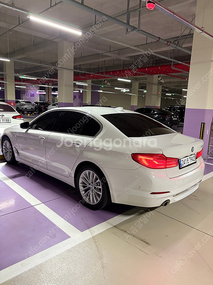BMW520d 럭셔리 플러스--2