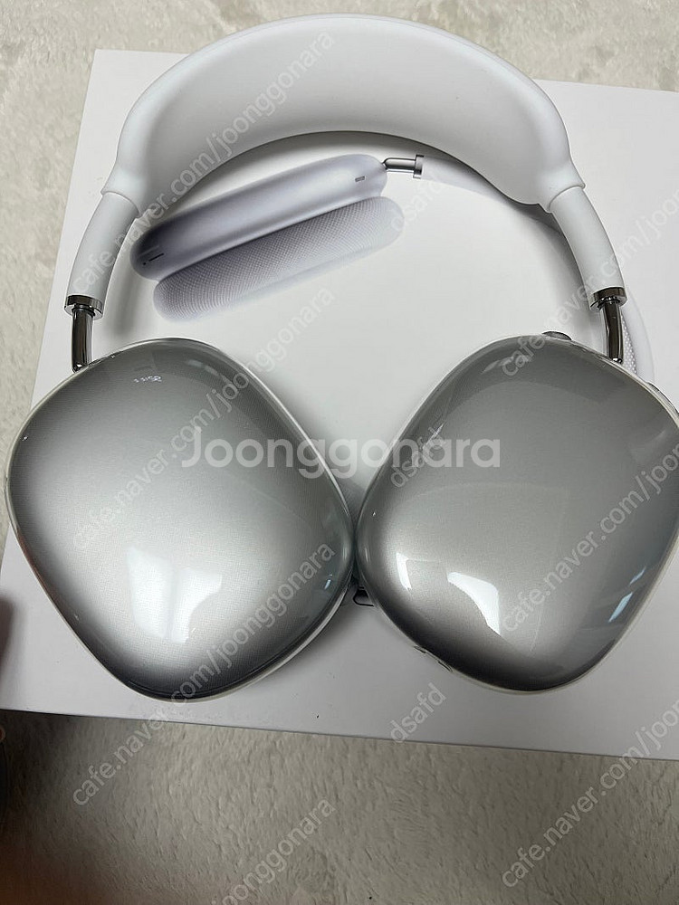 에어팟 맥스 팝니다.--2