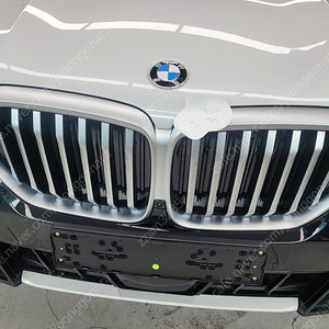 BMW G05 LCI 후기형 그릴 팝니다.