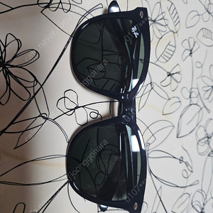 레이밴 선글라스 새상품급판매합니다