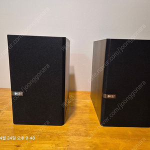 Kef q100