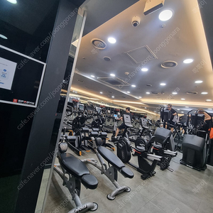 스포짐 광화문점 pt 18회 양도 회당 52000원