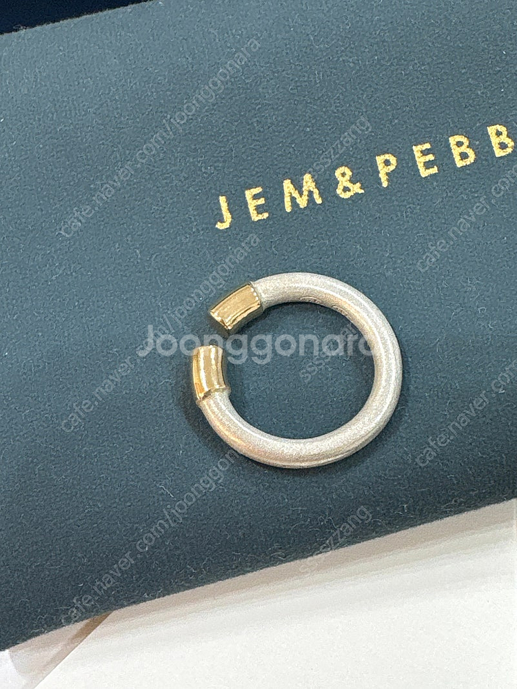 (새상품)젬앤페블스 반지 18k+silver--1