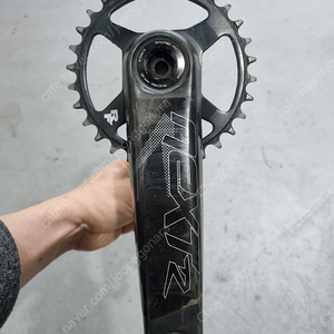 넥스트2 카본 크랭크 팝니다.170mm , 30mm , 30t체인링 입니다.