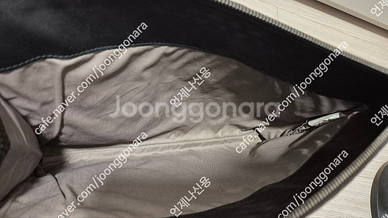 보테가클러치 정품인증 상태최상급 판매합니다.--1