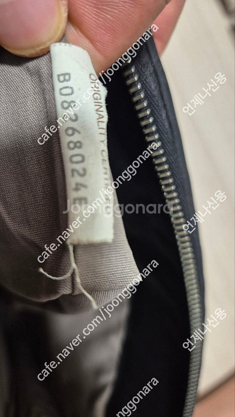 보테가클러치 정품인증 상태최상급 판매합니다.--3