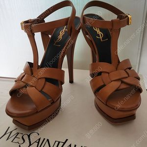 입생로랑 샌들