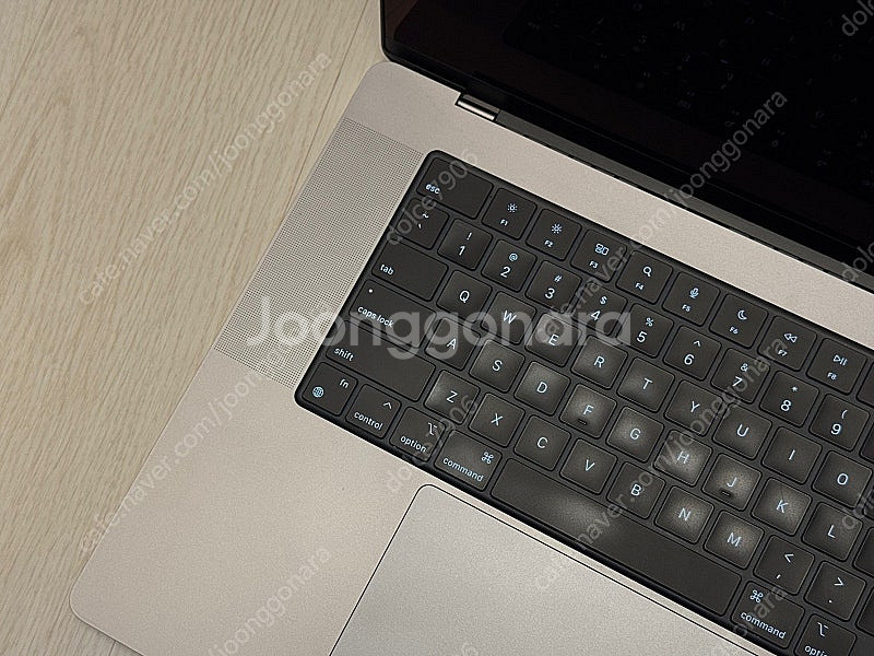 [판매] 맥북프로 16인치 M1 Max 1tb (202...--1
