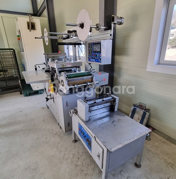 타발기 고속 타발 재단기 프레스 32x32 시링기 서보 피딩 원단 재단 컷팅기 롤재단기--3