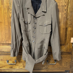 베르데오시도(VerdeOssido) 156. Pina Jacket. (Oxidized Green, Heavy Silk.)