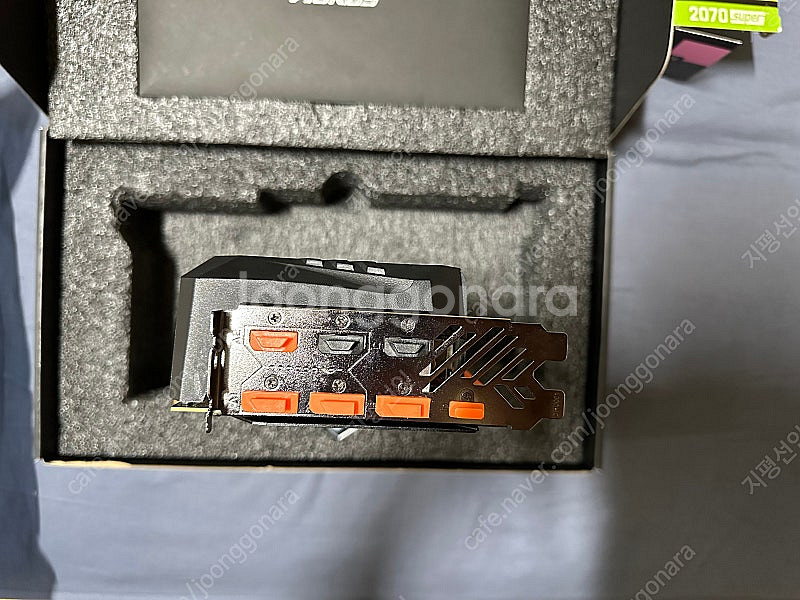AORUS RTX2070 SUPER--4