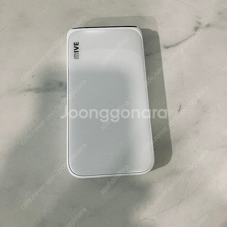 스타일폴더 (M120) 화이트 32기가 S급 6만5천원...--2