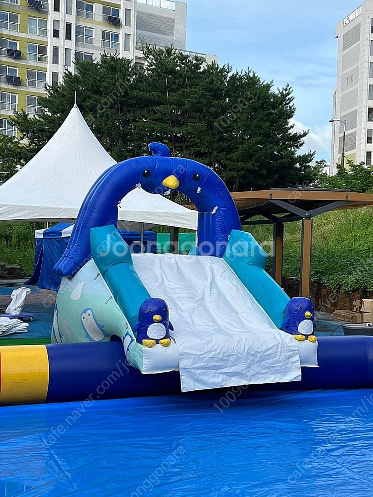 여름 시즌 물놀이 일체형 중소형 워터슬라이드 대여--2