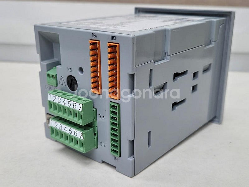 Mettler Toledo M300--1