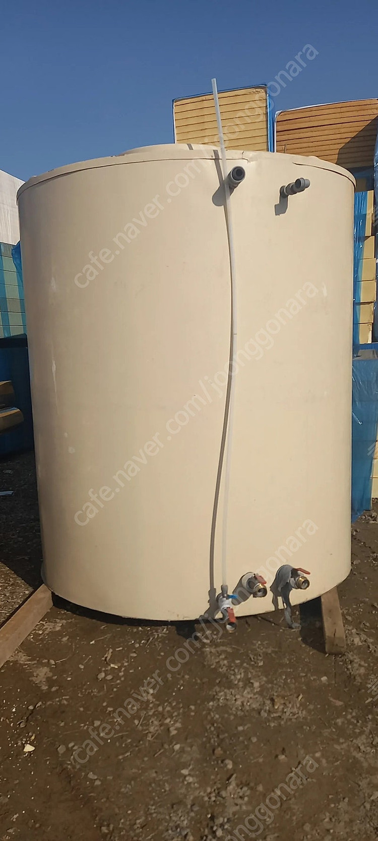 (판매)온수기 보일러 주택용 창고용 중고판넬 트라스 H빔 컨테이너 물탱크 물통 이미지