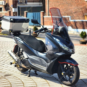 서울 21년식 PCX125 ABS 배달세팅 팝니다