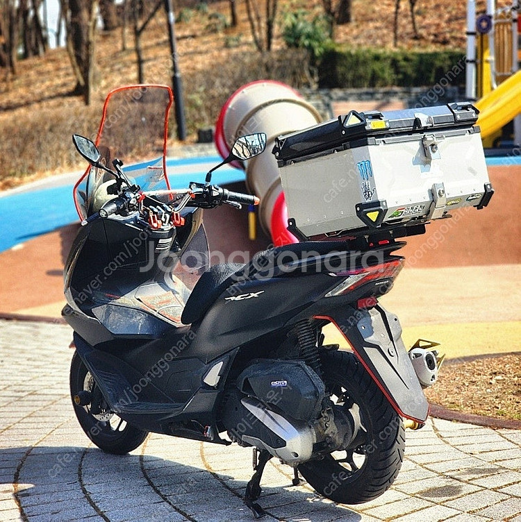 서울 21년식 PCX125 ABS 배달세팅 팝니다--5