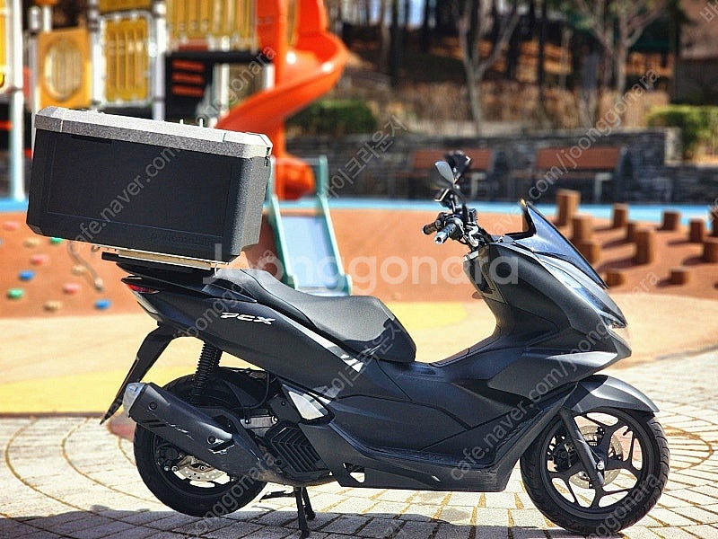 서울 22년식 PCX125 ABS 배달세팅 블랙 팝니다--1