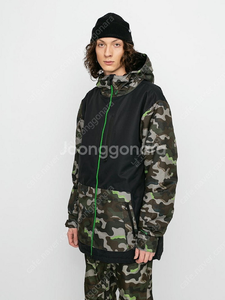 VOLCOM 볼컴 카모 스노우보드 자켓 팝니다--2