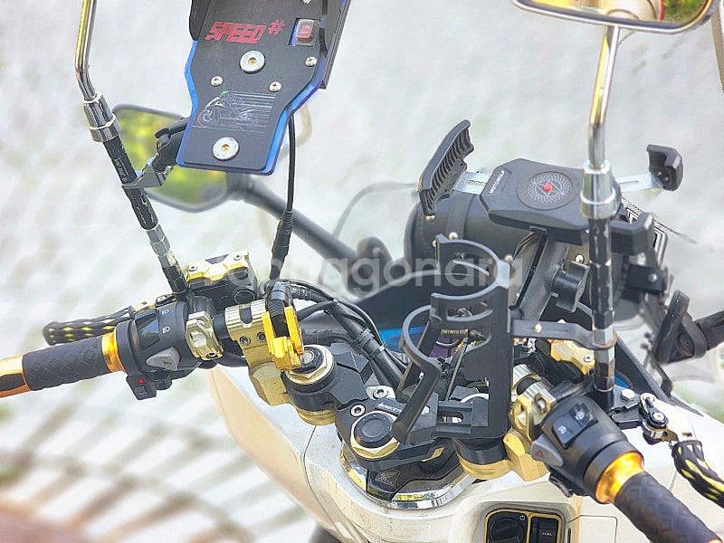 서울 21년식 PCX125 ABS 풀튜닝 배달세팅 3만키로 팝니다--6