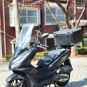 서울 23년식 PCX125 ABS 배달세팅 블랙 팝니다