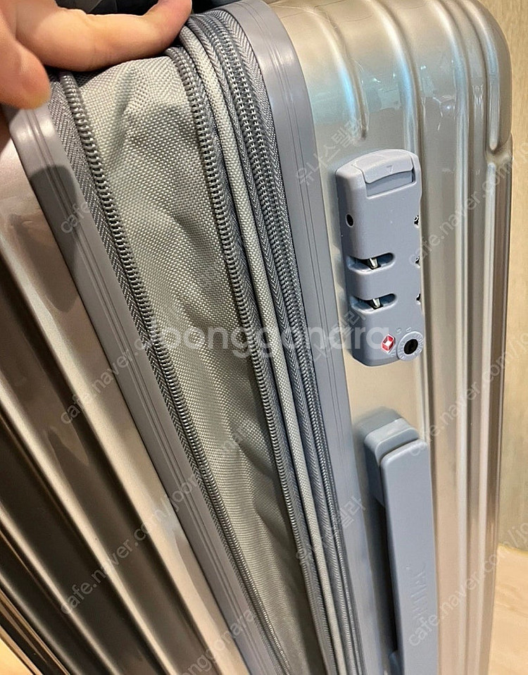 폰티악 24인치 캐리어 확장형 새상품--1