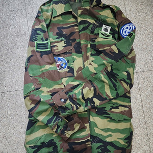 얼룩무늬야상입니다 택배비포함