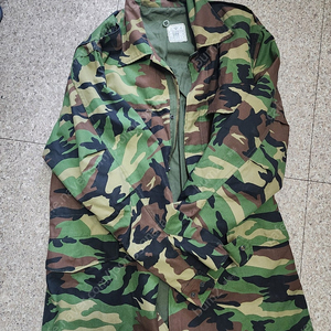 얼룩무늬야상입니다 택포