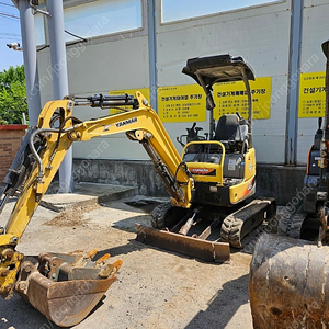 얀마 VIO17 2013년식 버켓3종 1.7톤급 미니 중고굴삭기 미니017